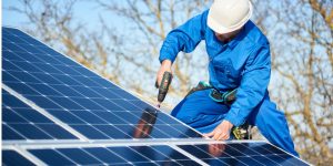Installation Maintenance Panneaux Solaires Photovoltaïques à Ludies
